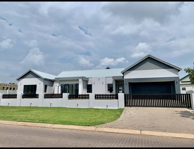 3 BEDROOM PROPERTY TO RENT IN COPPERLEAF ESTATE